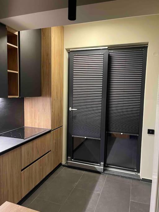 Ath Modern Homes - Luxury Apartment In The City Center Iasi Exterior foto